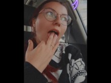 Snapchat azada masturbación en coche público